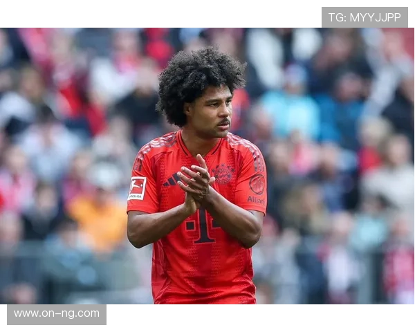 拜仁慕尼黑边锋格纳布里伤愈复出，替补待命