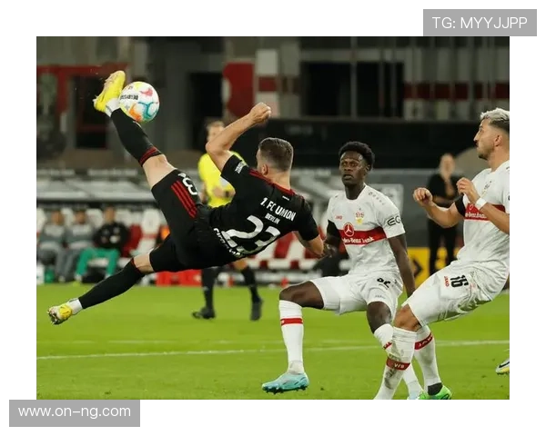 德甲冬窗关闭：法兰克福豪签五新援重构阵容